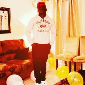 Meet your Posher, Cameron